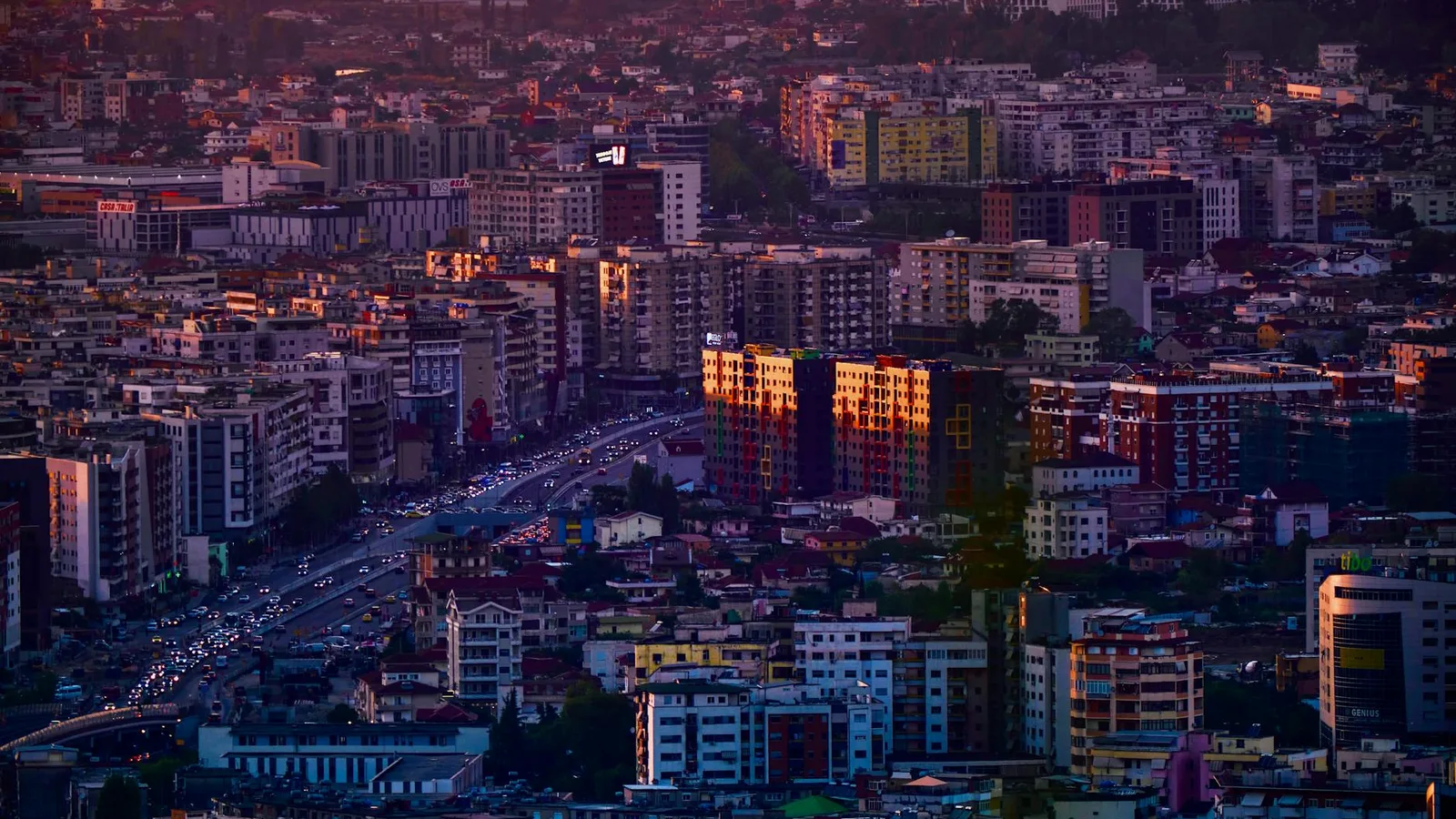 Comprar una eSIM Albania — guía 2026